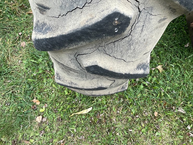 john-deere-620-image-39