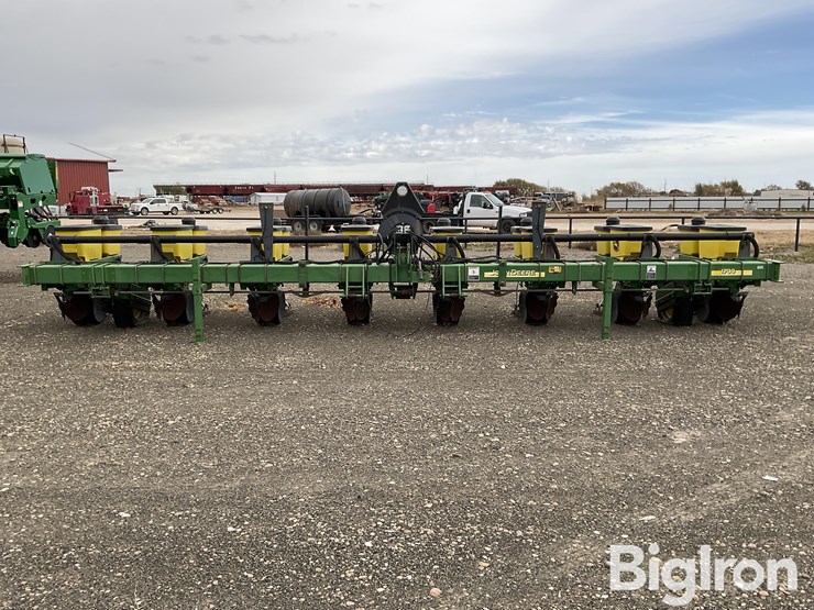 2002-john-deere-1700-image-2