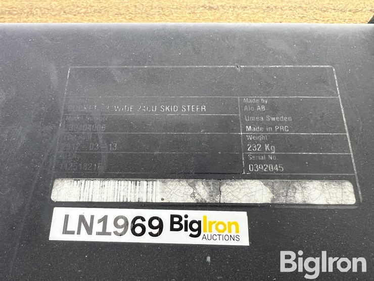 alo-ab-81"-skid-steer-bucket-image-13