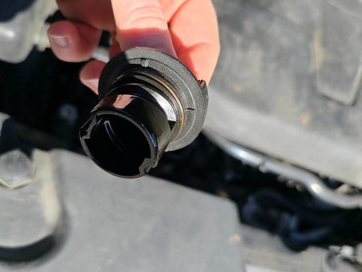 2016-jeep-cherokee-image-43