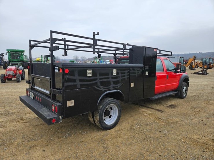 2016-ford-550-image-5