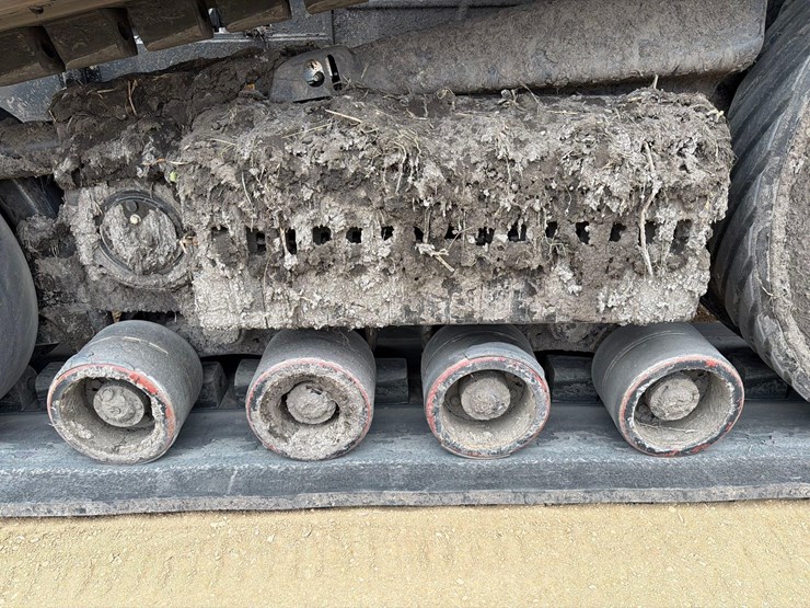 2016-challenger-mt875e-image-14