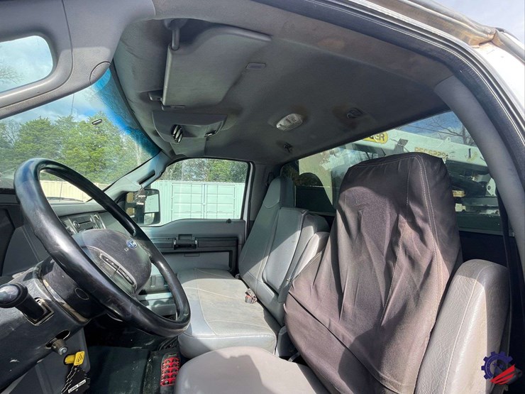 2013-ford-f750-image-64