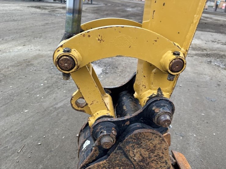 2022-caterpillar-302.7cr-image-13