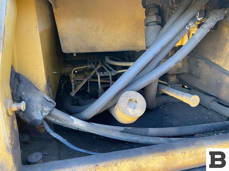 caterpillar-d5b-image-33