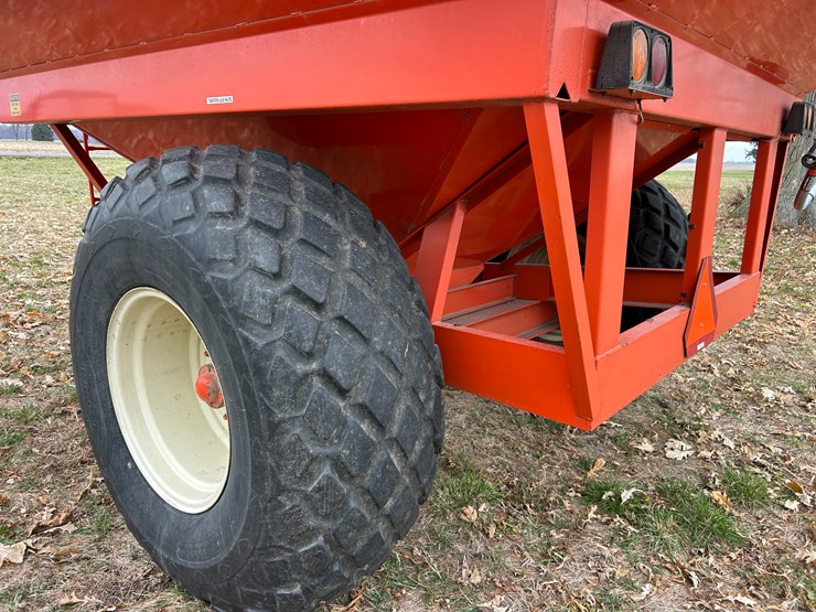 #96-•-kilbros-590-grain-cart-image-14