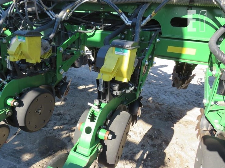 2012-john-deere-1770nt-image-25