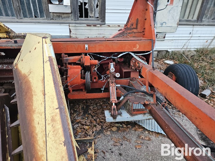 new-holland-770-image-17