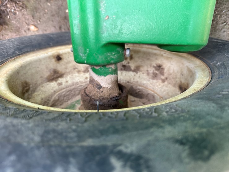 john-deere-2623-image-15