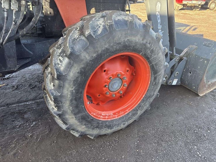 kubota-m105s-image-10