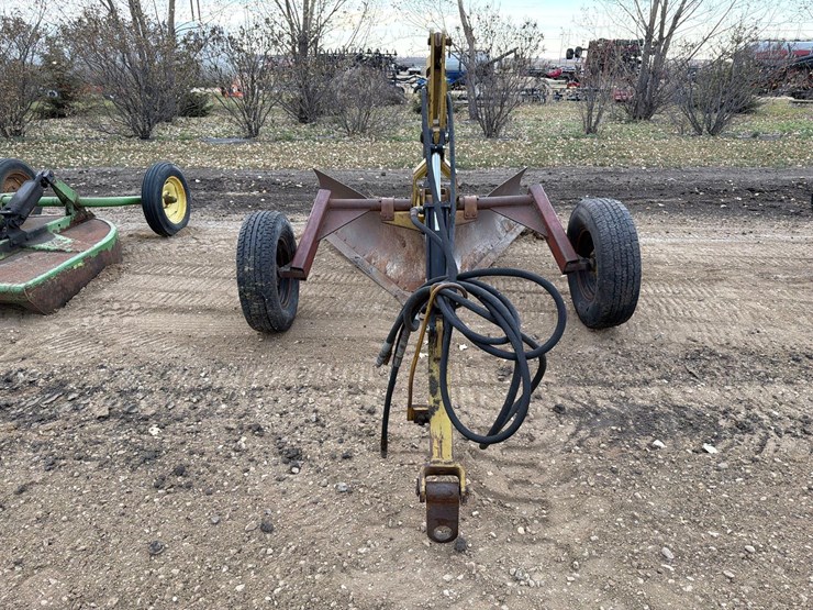 v-blade-ditcher-image-3