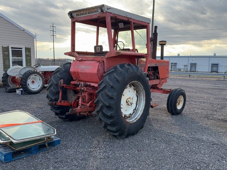 #3049-•-allis-chalmers-tractor-image-8