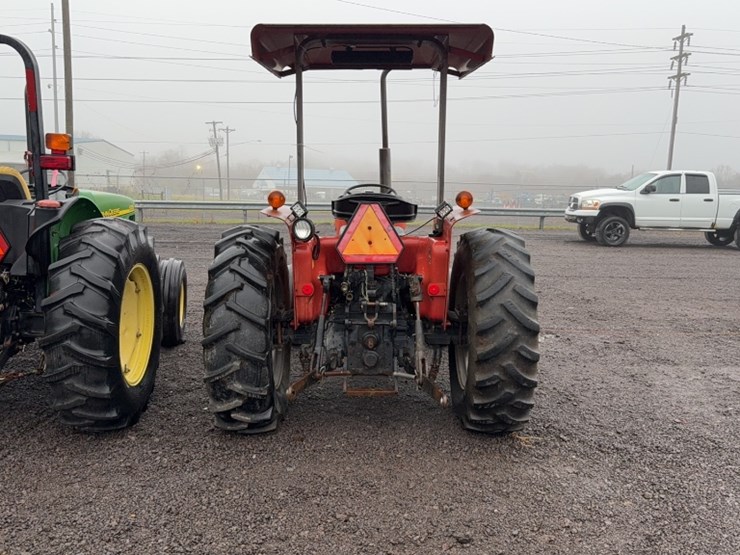 #3045-•-case-485-tractor-image-12