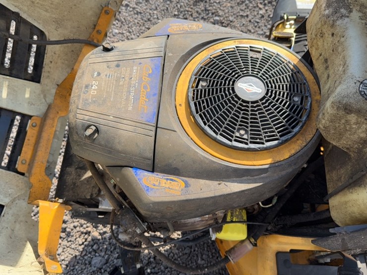 cub-cadet-ltx1050vt-image-10