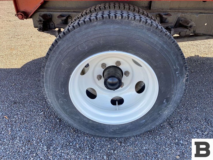 1959-gmc-370-bulk-agriculture-truck-image-26