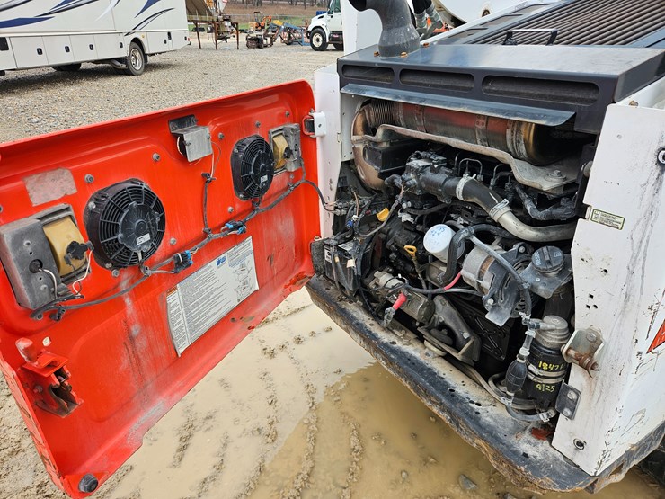 2018-bobcat-t770-image-18