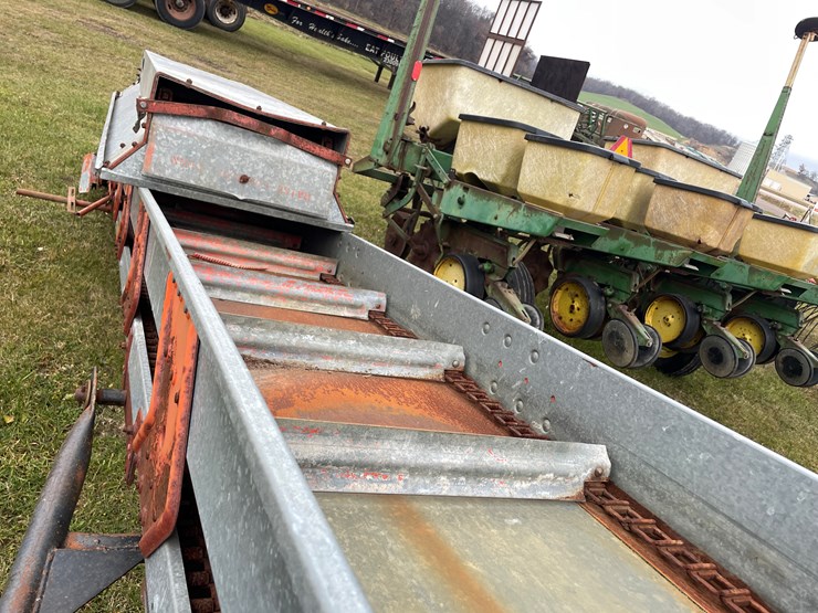 #1068-•-little-giant-elevator-image-9