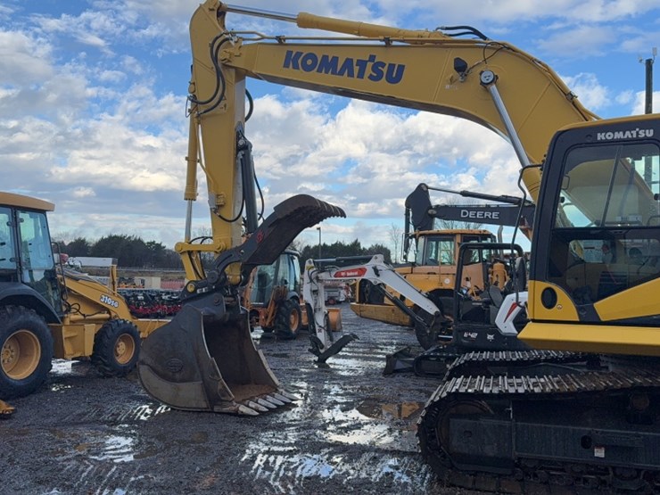 2023-komatsu-pc210-image-19