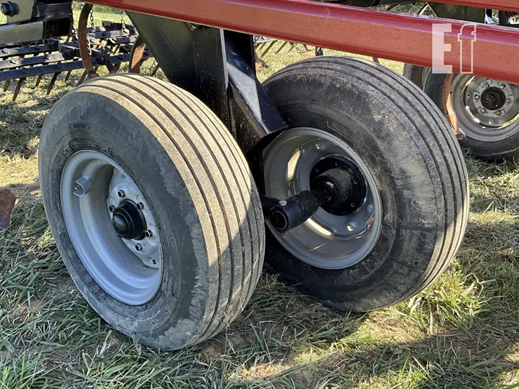 2014-case-ih-tigermate-200-image-12