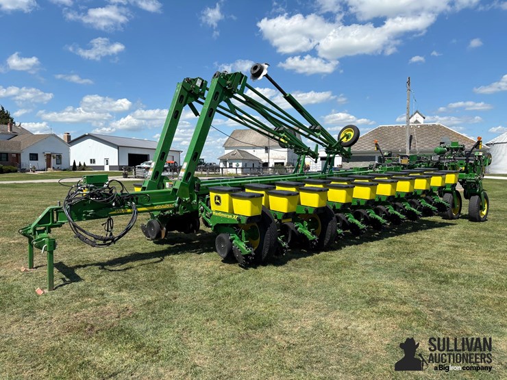 2013-john-deere-1770nt-image-9
