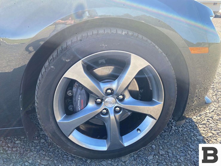 2014-chevrolet-camaro-ss-convertible-image-25