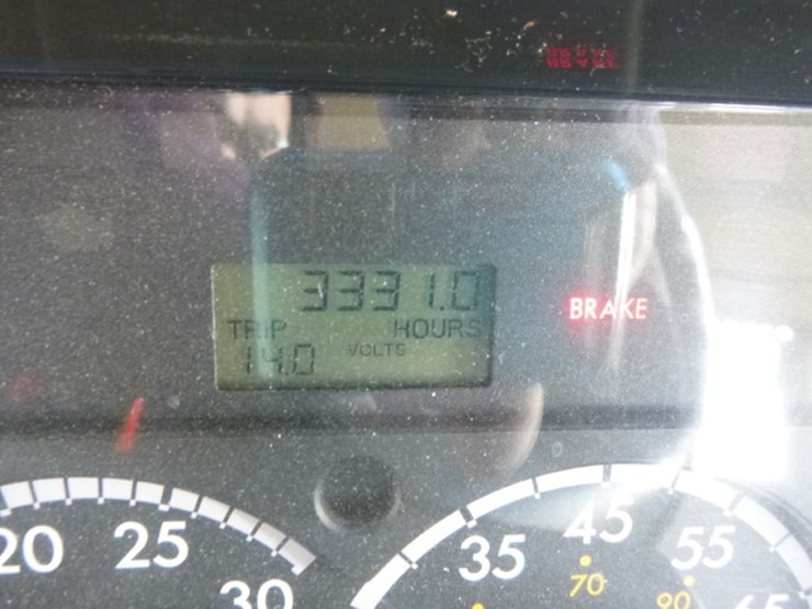 freightliner-m2-106-image-9