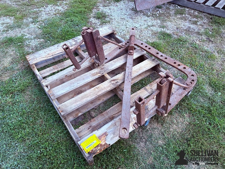 tractor-hitch-image-1