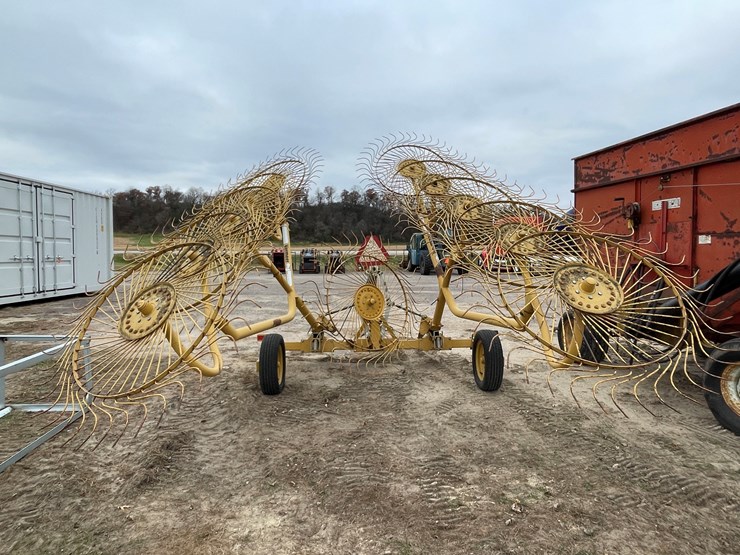 #1466-•-2008-vermeer-(10)-wheel-rake-with-kicker-image-5