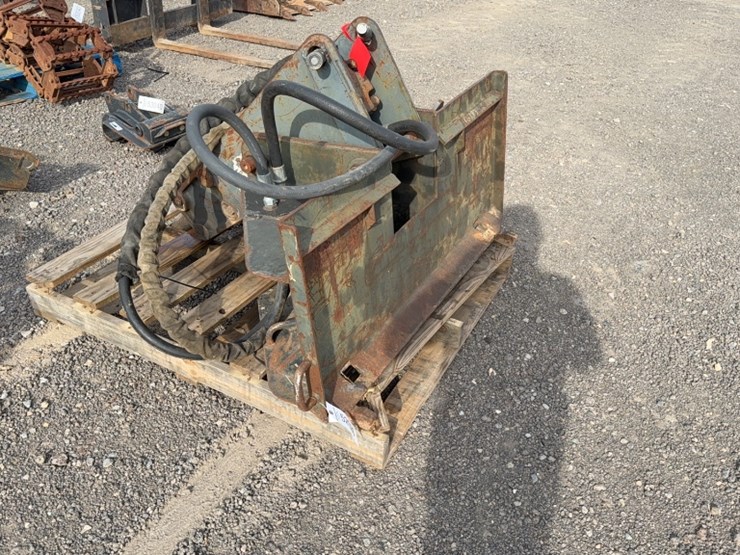 #2009-•-bobcat-skid-steer-hyd-breaker-image-4