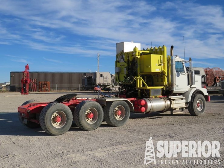 (x)-(5-64)-2013-western-star-w4900-3-axle-wet-kit...-image-4