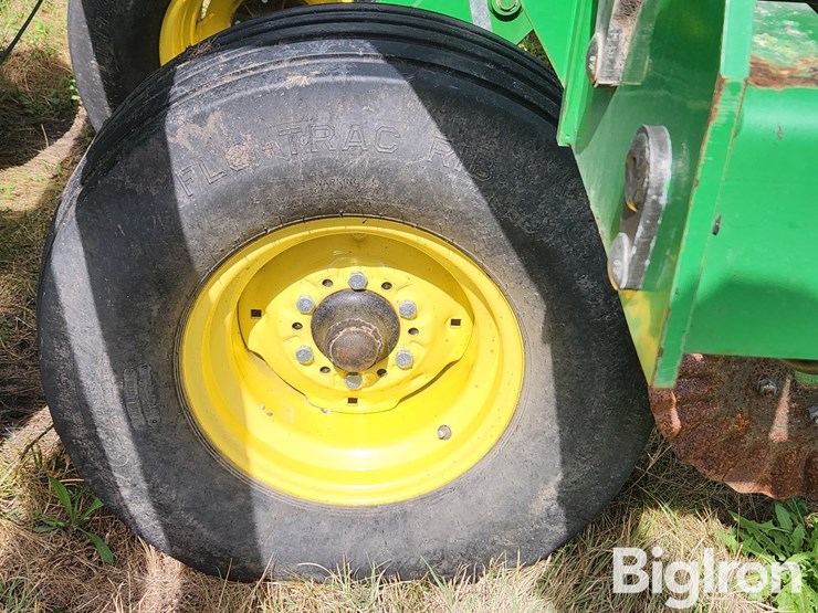 2013-john-deere-db60-image-9