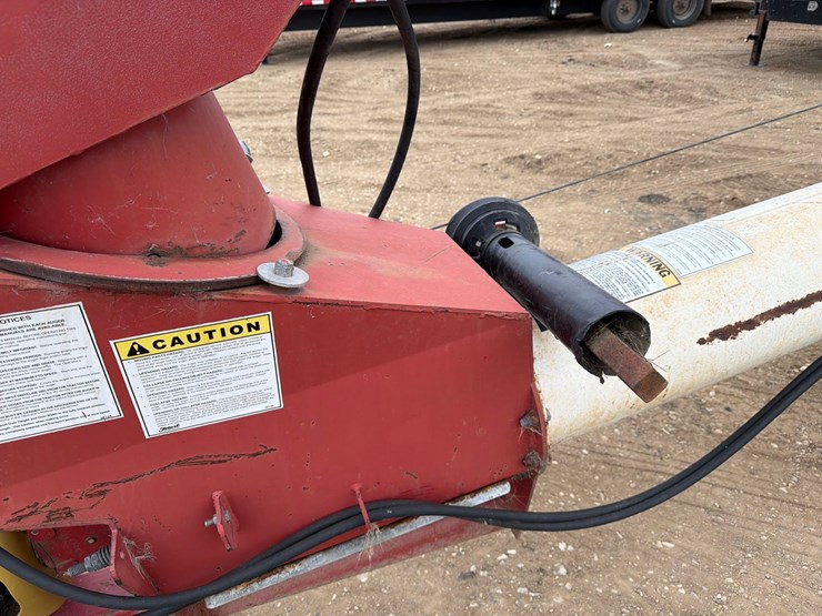 feterl-w1292-auger-image-11