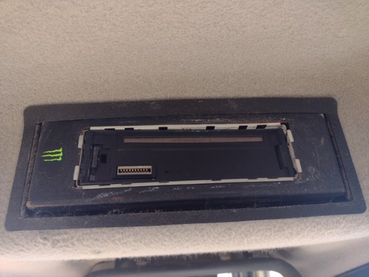 2004-caterpillar-d6r-xl-image-9