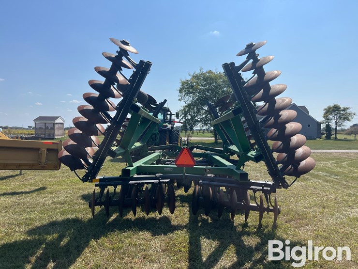 john-deere-630-image-6