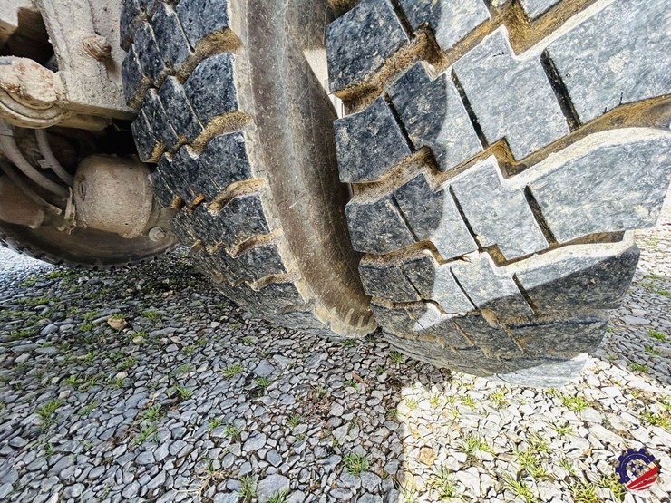 2007-peterbilt-340-image-86