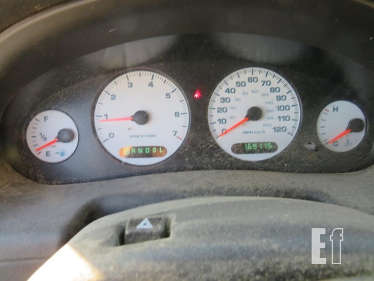 2002-dodge-intrepid-image-13