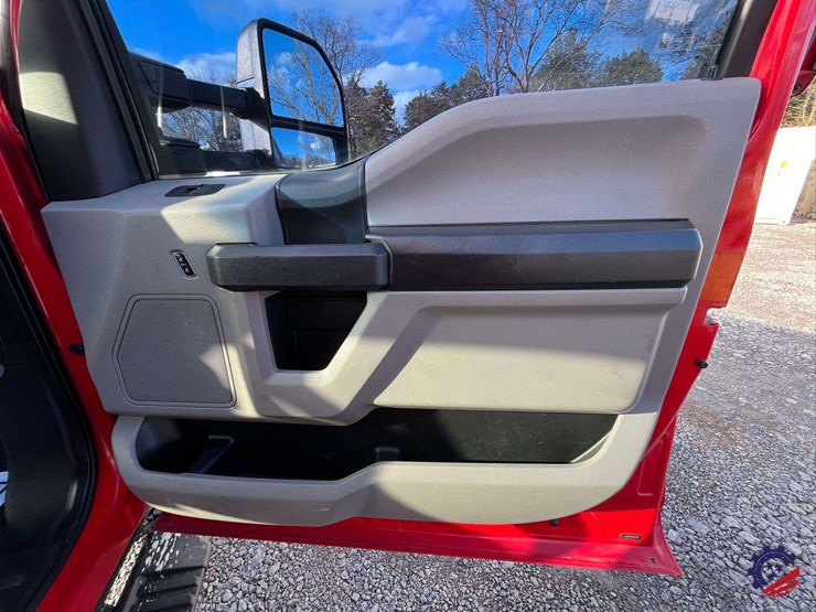 2017-ford-f350-xl-image-52