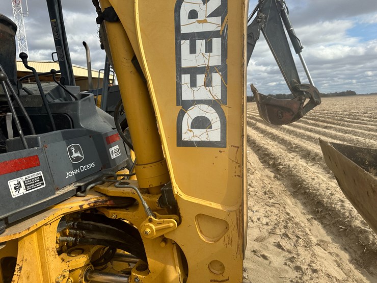 deere-310sg-image-27