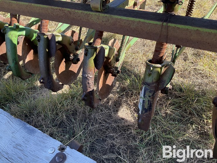 john-deere-14-image-17