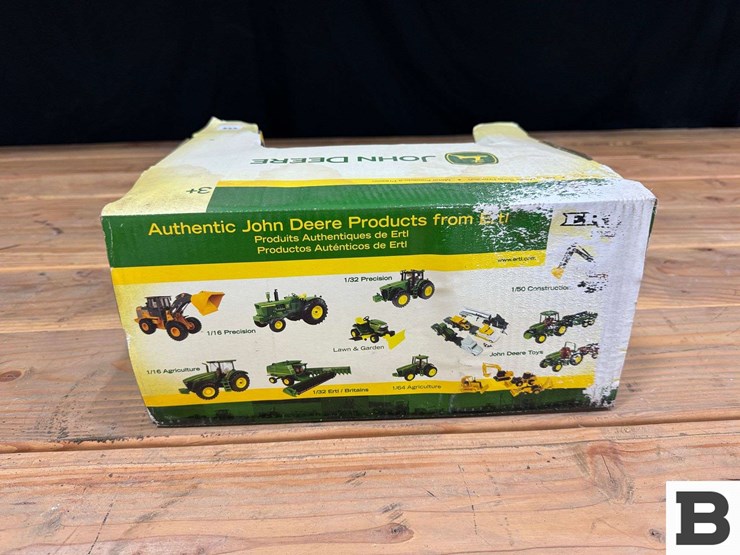 ertl-die-cast-replica-john-deere-maximizer-combine-..-scale-image-6