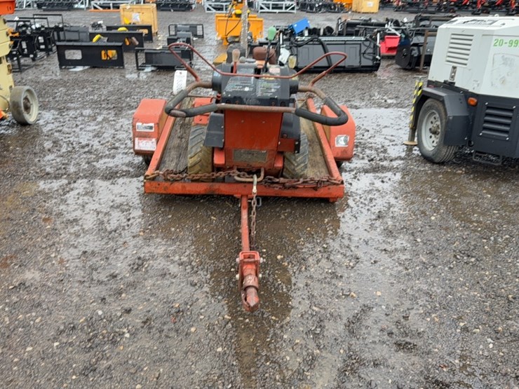 ditch-witch-1230-image-6