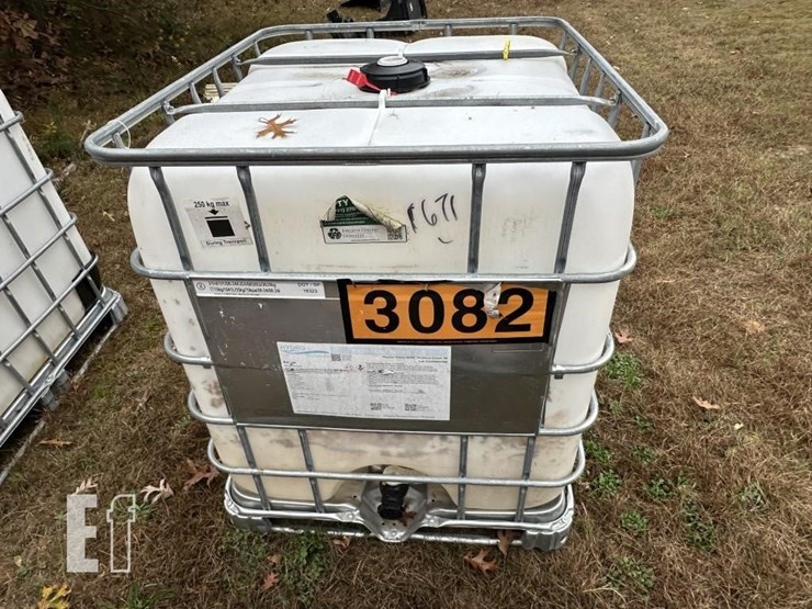 275-gallon-water-tank-image-1