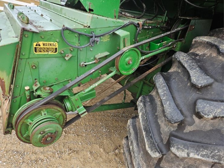 john-deere-8820-image-11