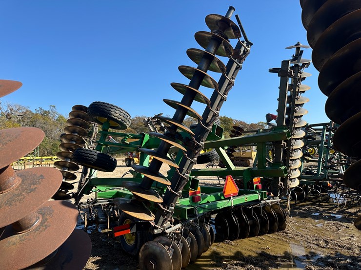 john-deere-26-image-4