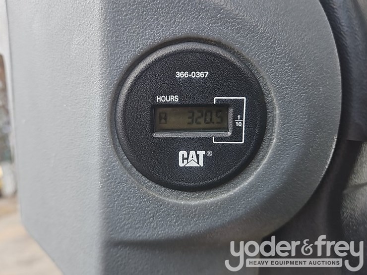 2013-caterpillar-cs44-image-32