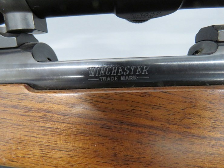 winchester-model-70-classic-sporter-25-06-bolt-action-rifle-image-3