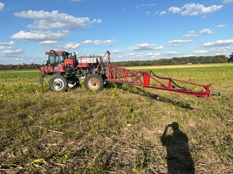 case-ih-3185-patriot-sprayer-image-131