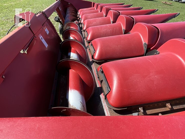 2009-case-ih-3208-image-11