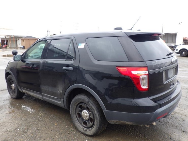 2014-ford-explorer-image-4