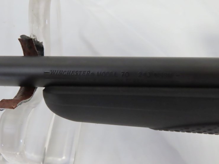 winchester-model-70-black-stock-.243wsm-bolt-action-rifle-image-5